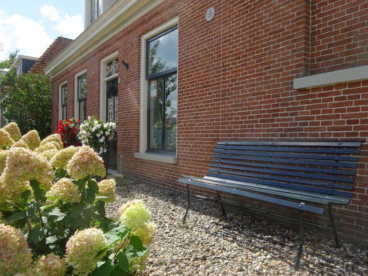 D' Ald Skoalle - Sfeervol Appartement In Oude School. Wijtgaard Exteriér fotografie
